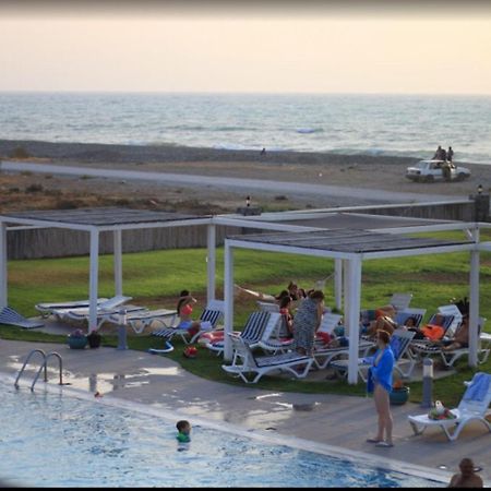 Aphrodite Beachfront Apartment Καζιβερά Εξωτερικό φωτογραφία