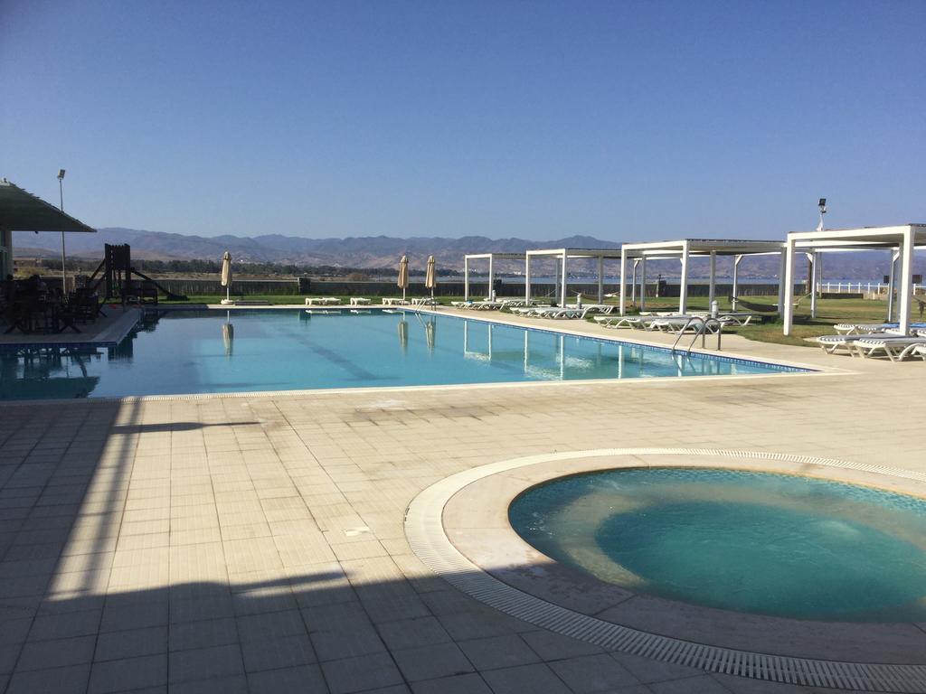 Aphrodite Beachfront Apartment Καζιβερά Εξωτερικό φωτογραφία