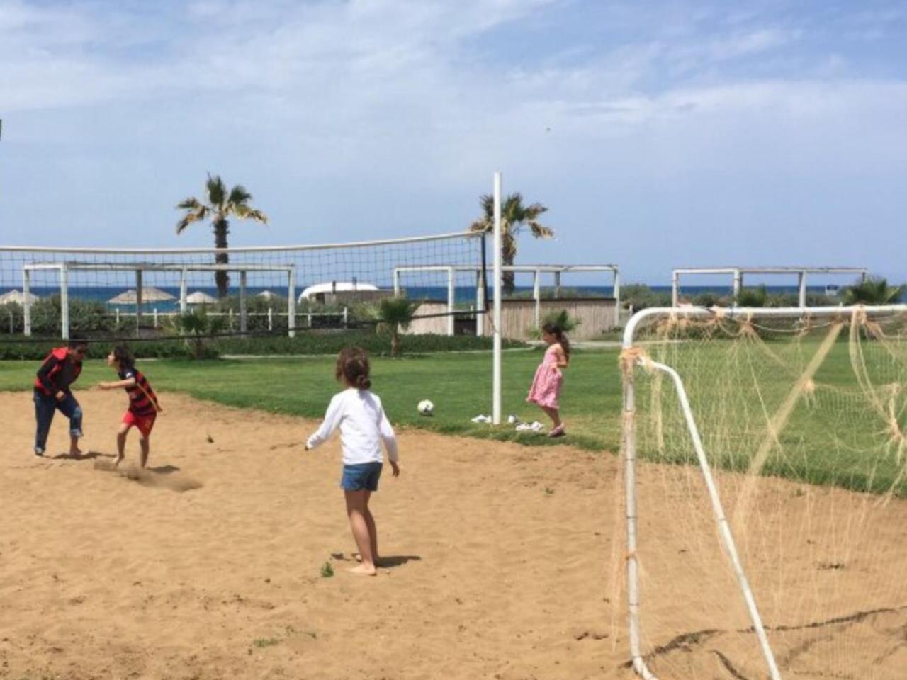 Aphrodite Beachfront Apartment Καζιβερά Εξωτερικό φωτογραφία